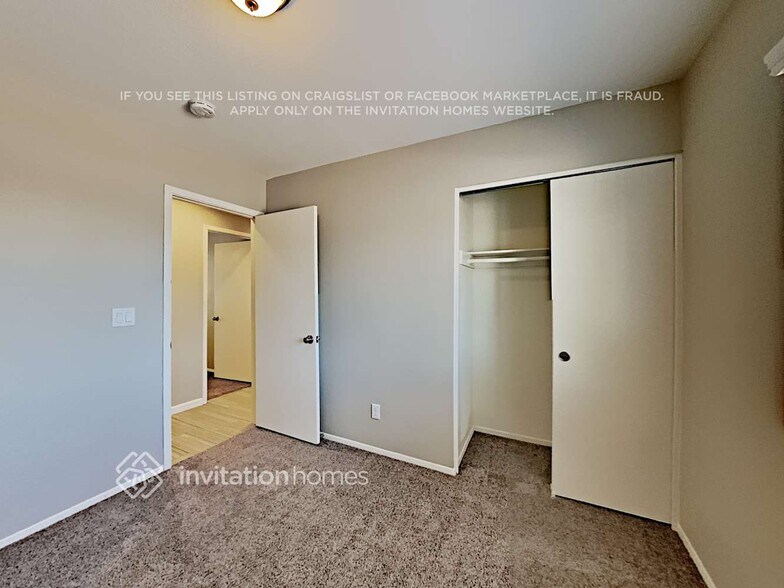 Building Photo - 3407 E Anderson Dr