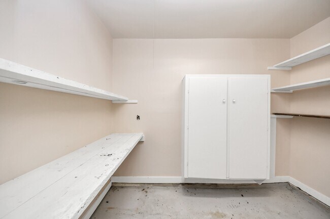 Building Photo - 10206 Catlett Ln
