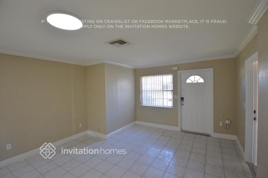 Building Photo - 617 SW 4th St