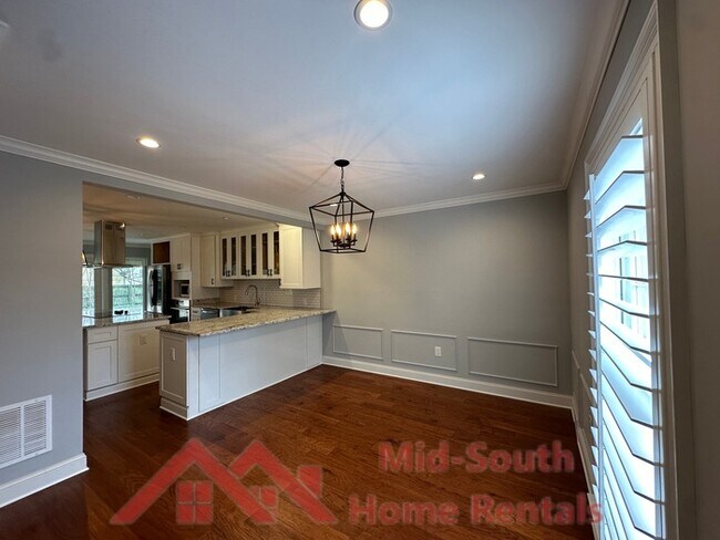 Building Photo - 1965 Cordes Rd