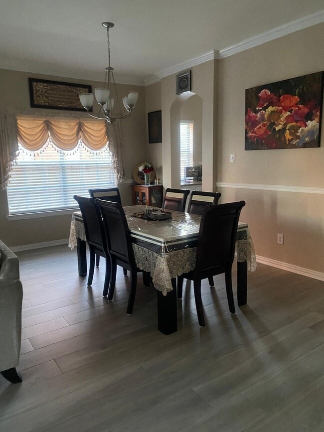 Building Photo - 2502 Younger Ct