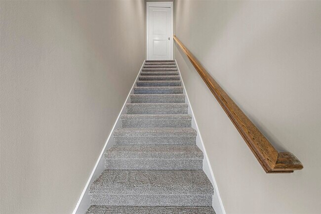 Building Photo - 457 Adalynn Cir