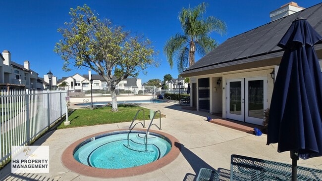 Building Photo - 1542 Granite Hills Dr