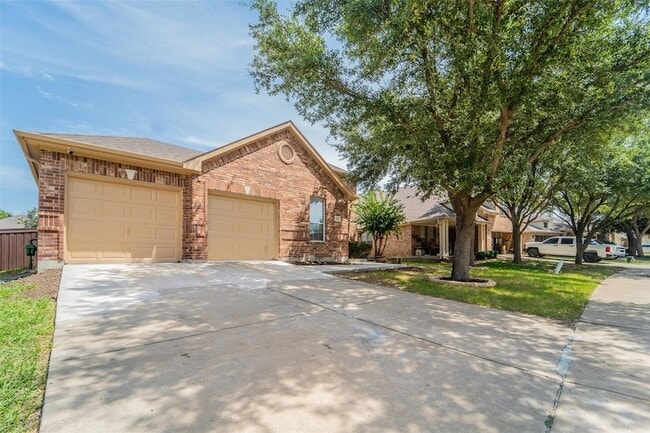Primary Photo - 2741 Sunlight Dr
