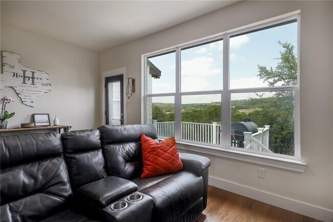 Building Photo - 8005 Flintlock Cir