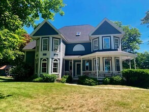 Building Photo - Maine Luxury Home on the Sea