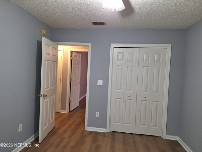 Building Photo - 513 White Jasmine Way