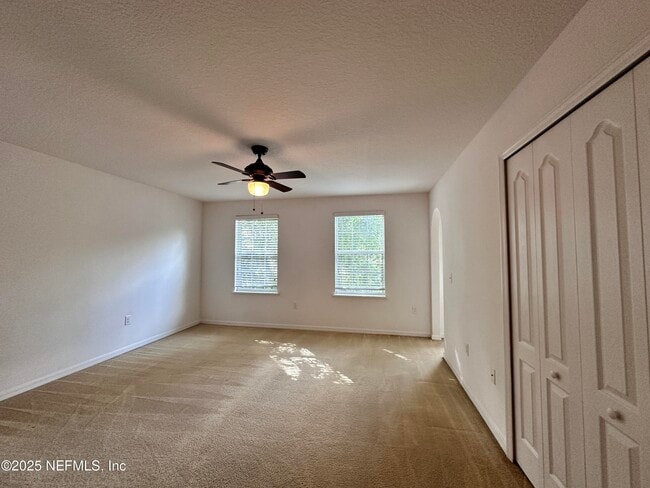 Building Photo - 8271 Halls Hammock Ct