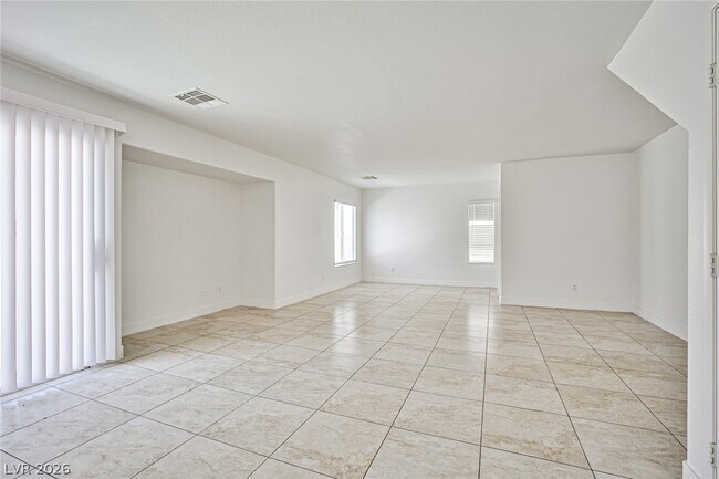 Building Photo - 9692 Cathedral Stairs Ct