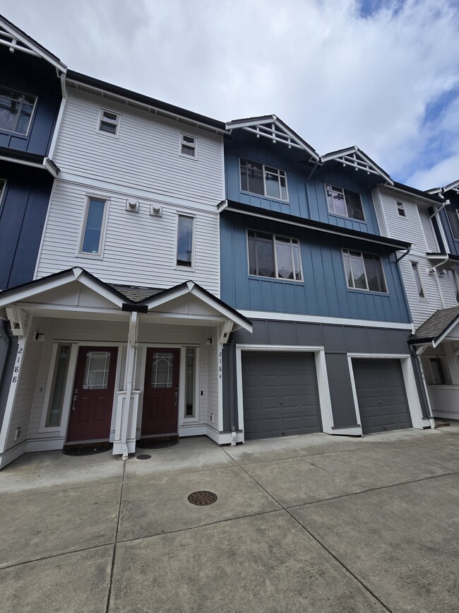 Building Photo - 2184 Yakima Ct