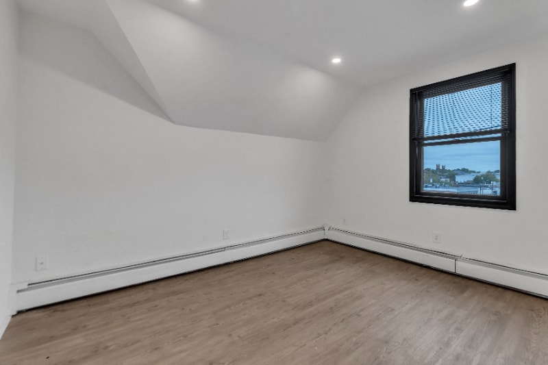 Building Photo - 32 Cargill St