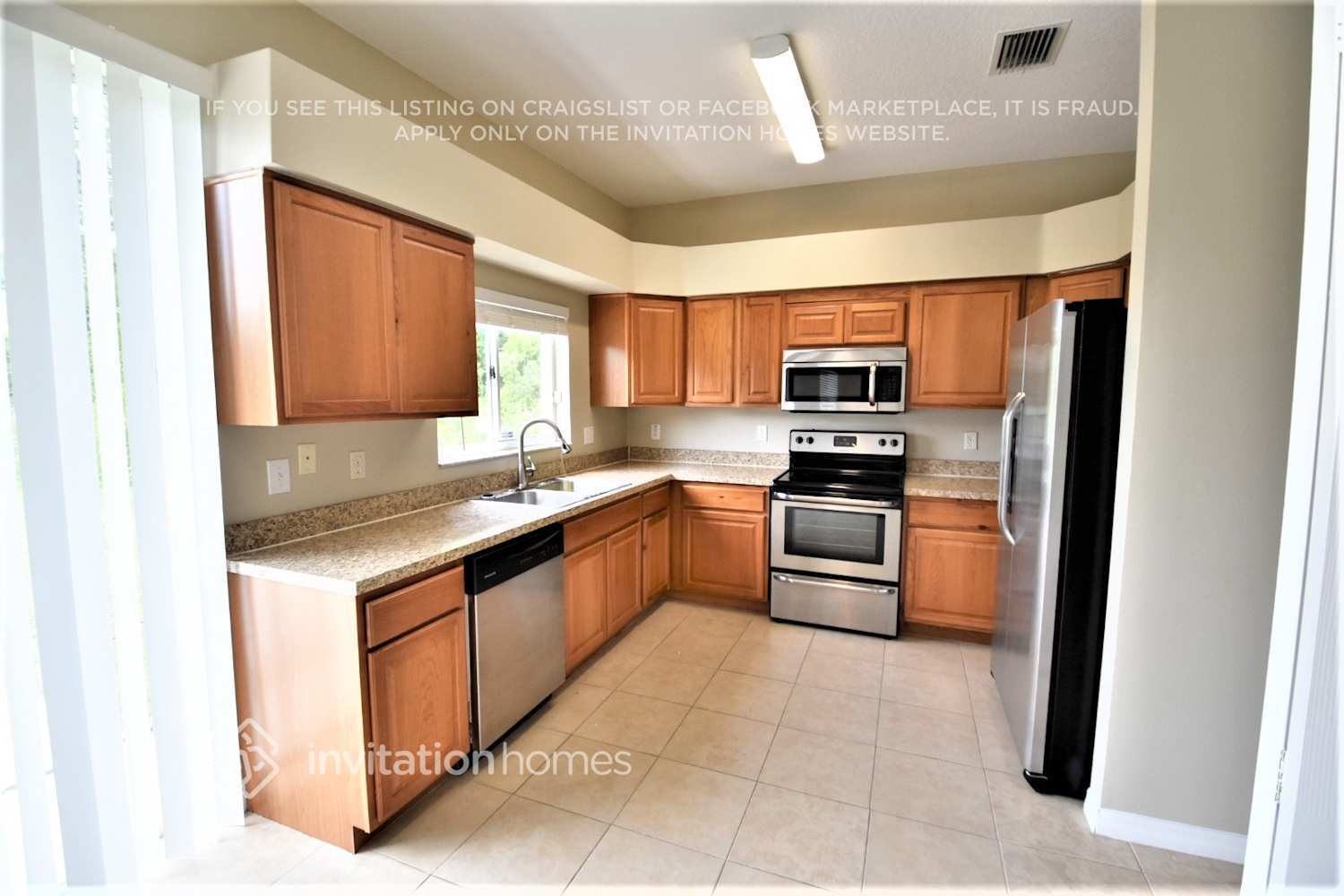 Building Photo - 30508 Midtown Ct
