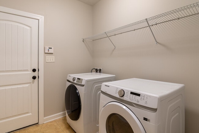 Building Photo - 1204 Stone Meadows Ct