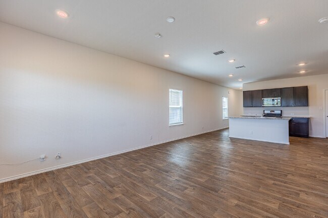 Building Photo - 13021 Kalinoski