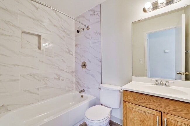 Building Photo - Modernized Fremont Gem: 3BR/2BA with Designer Finishes & Gated Backyard