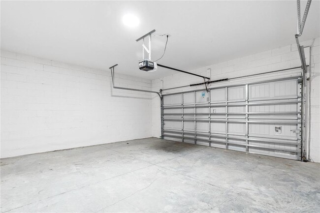 Building Photo - 15811 Tollington Alley