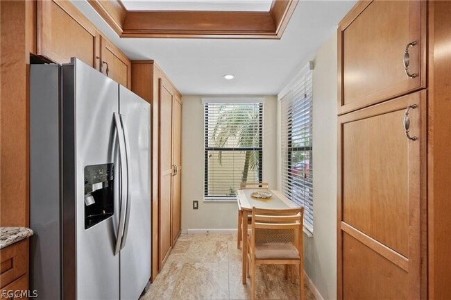 Building Photo - 15075 Parkside Dr