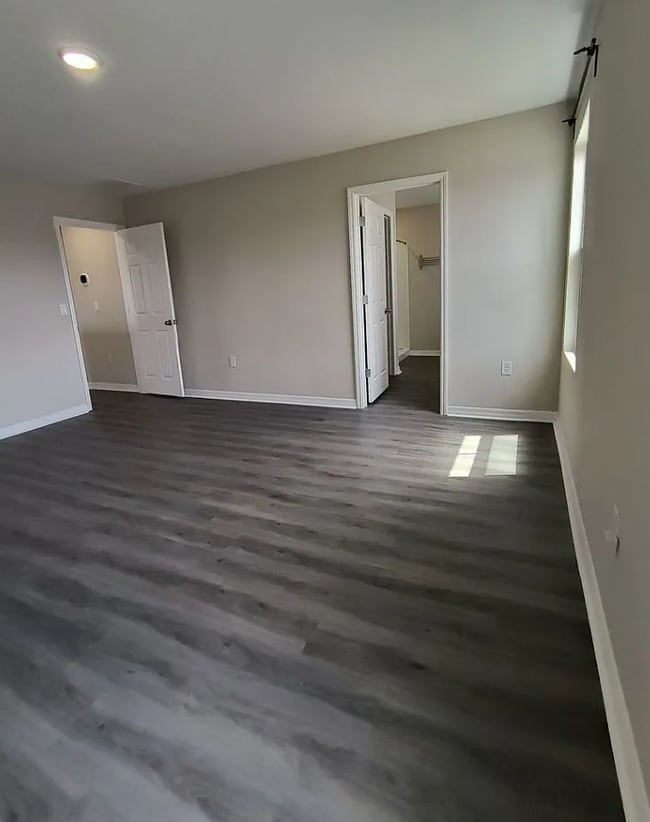 Building Photo - 1668 Seth Dr