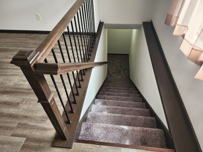 Building Photo - Two bedroom two bathroom Duplex