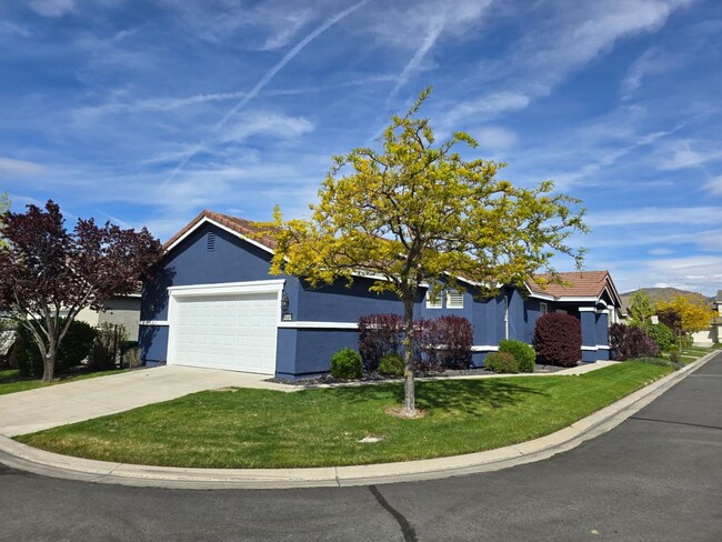 Building Photo - 10591 Iron Point Cir