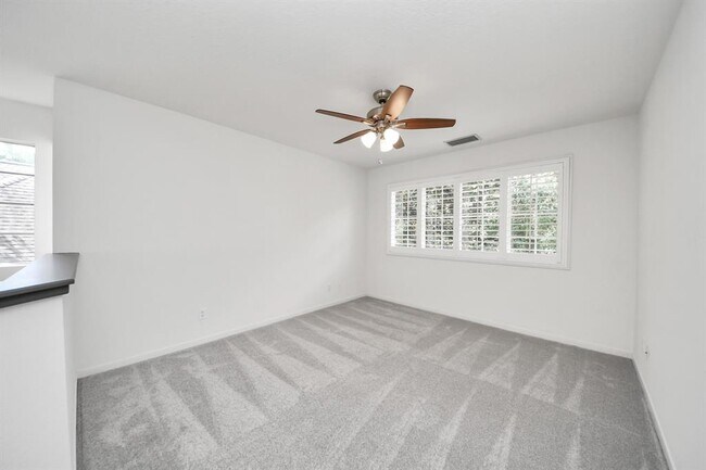 Building Photo - 103 Lakeridge Dr