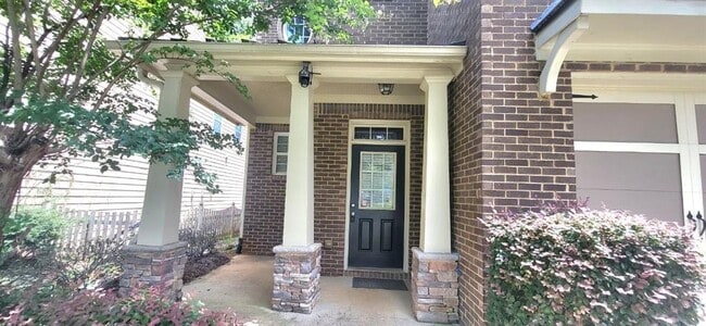 Building Photo - 1649 Sentinel View Dr NW