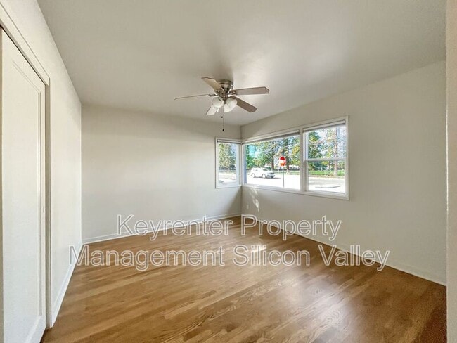 Building Photo - 795 Viader Ct