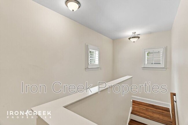 Building Photo - 1672 Olmsted Dr