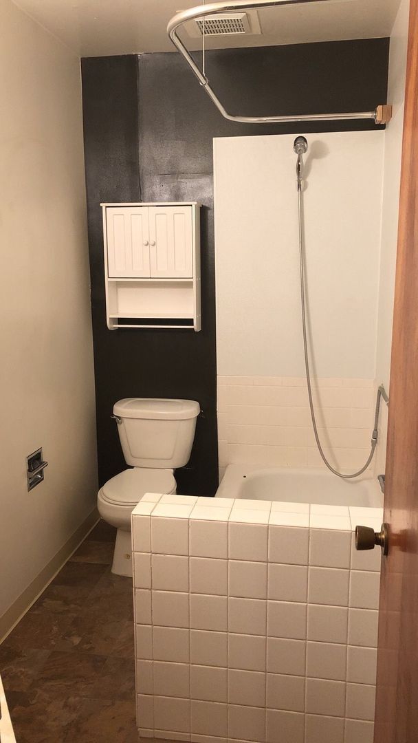 Building Photo - 1255 NW Davis Way