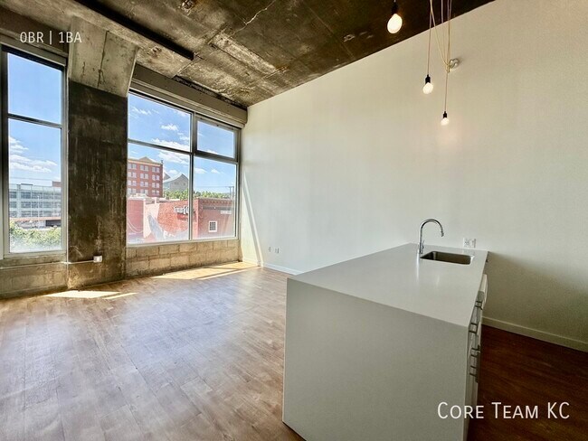 Building Photo - 1719 Walnut St