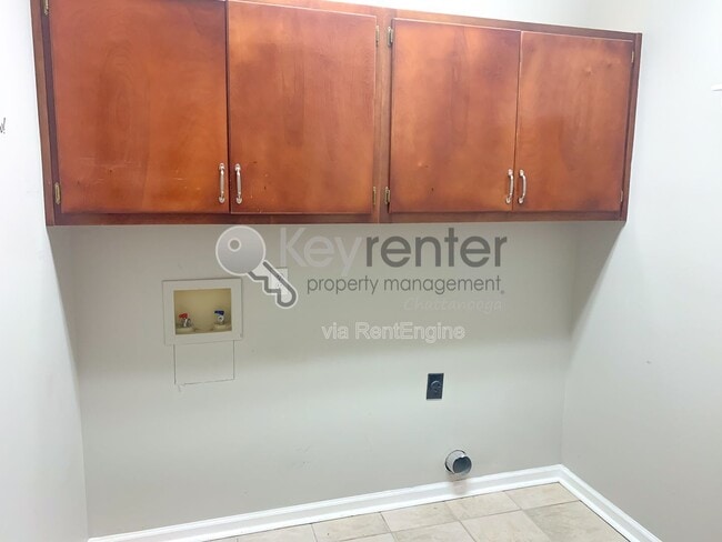 Building Photo - 7716 Royal Harbour Cir