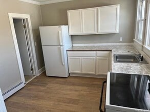 Building Photo - 8 County Rte 105