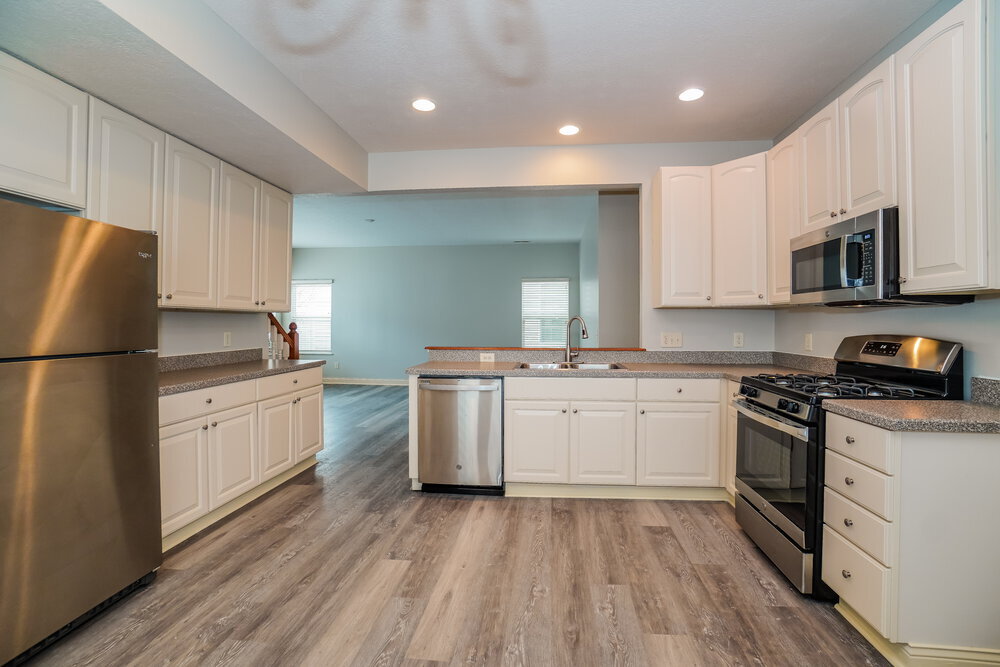 Building Photo - 7209 Upper Albany Dr