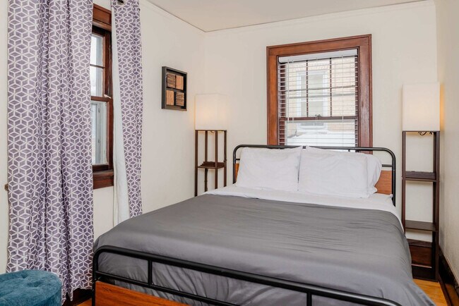 Building Photo - 301 W Wisconsin Ave