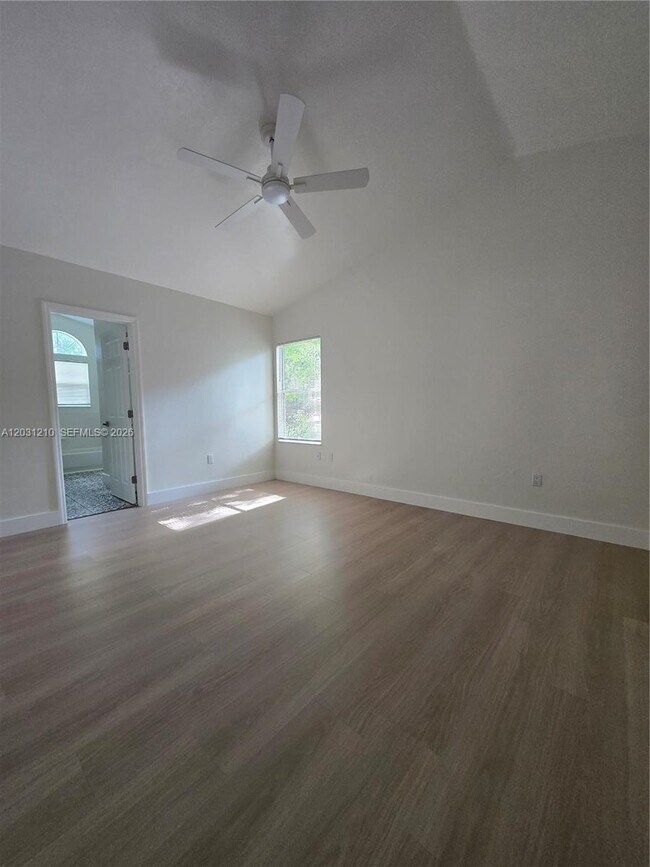 Building Photo - 8309 SW 61st Pl