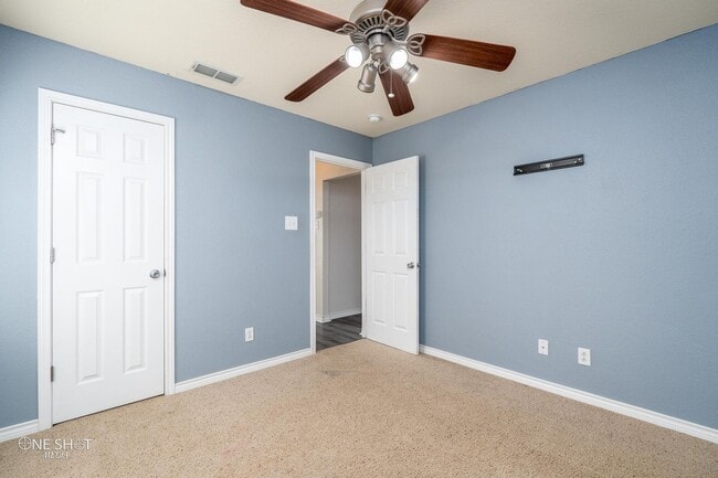 Building Photo - 1410 Tulane Dr