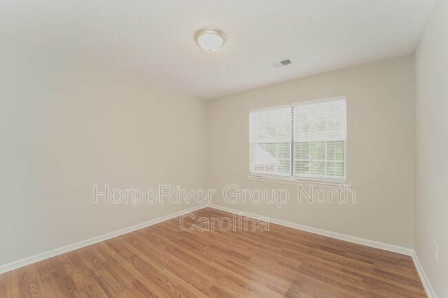 Building Photo - 7340 Maitland Ln