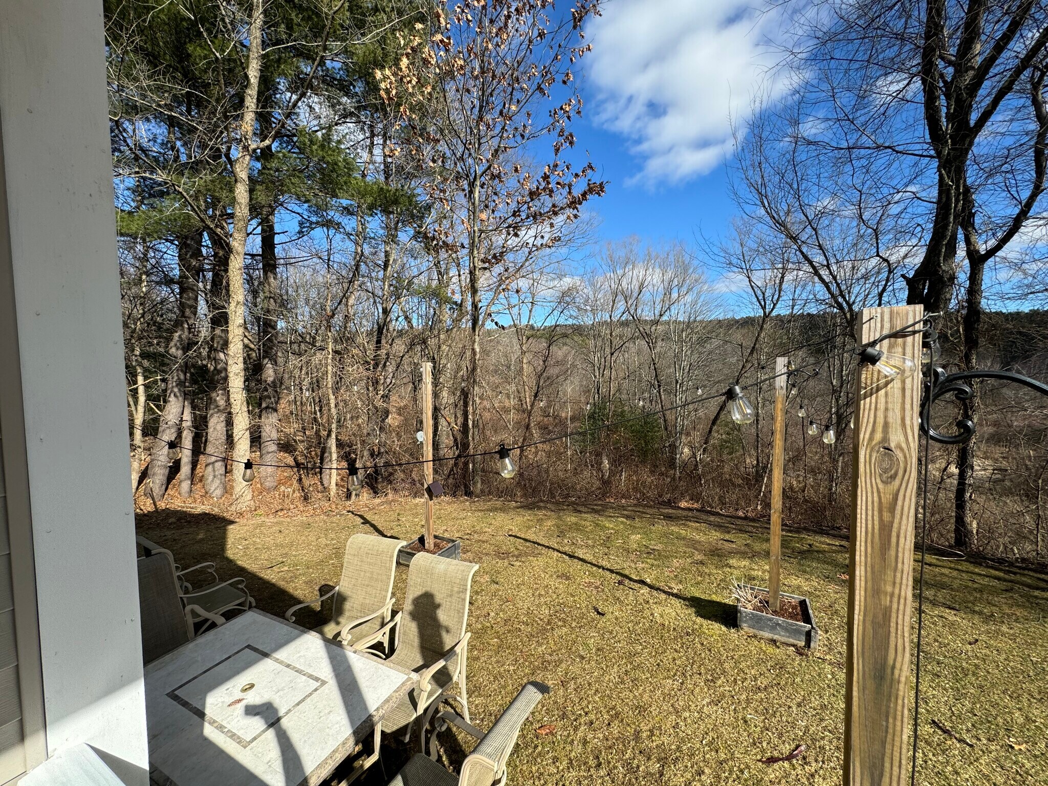 Building Photo - 40 Wilford St