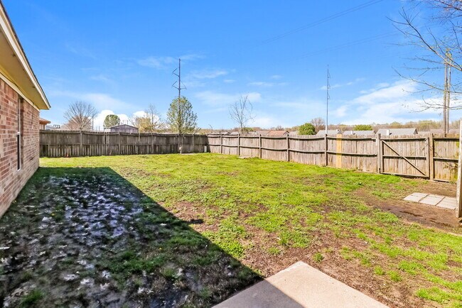 Building Photo - 2630 Pintail Dr