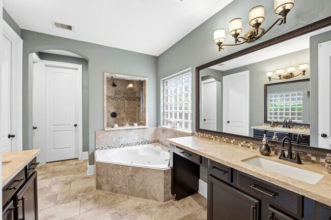 Building Photo - 27383 Pendleton Trace Dr