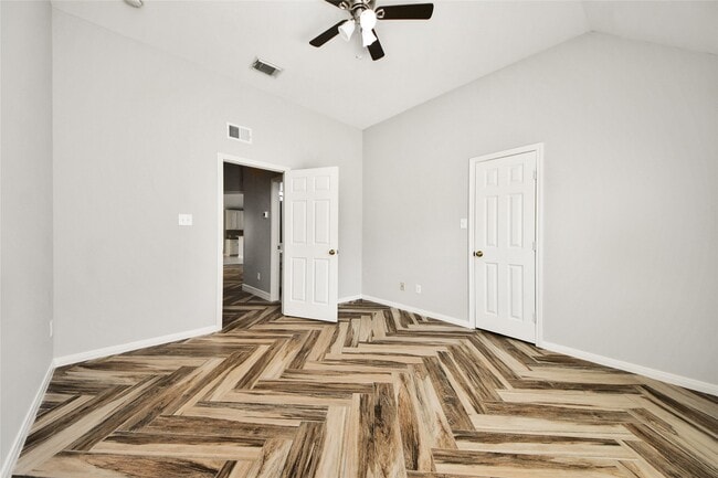 Building Photo - 2622 Stonebury Ln