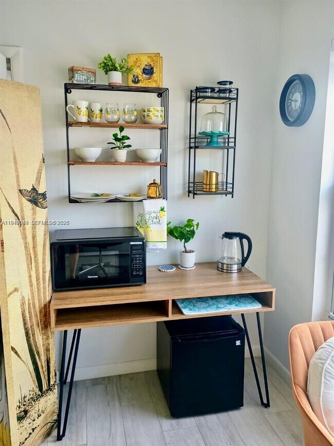 Building Photo - 11111 Biscayne Blvd