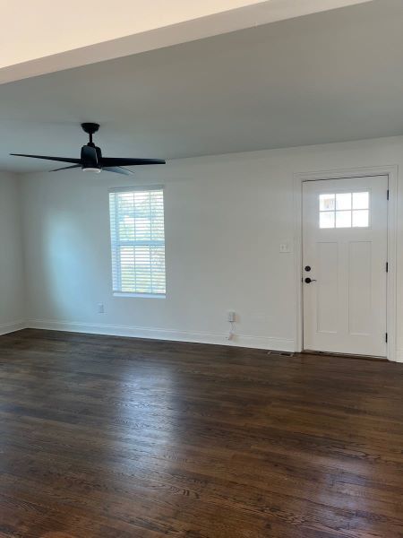 Building Photo - Adorable 2bd/2ba in Lincoln Park