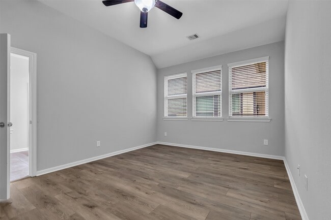 Building Photo - 167 Axlewood Ct