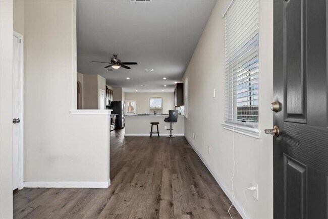 Building Photo - 5639 Brooklyn Rose Dr