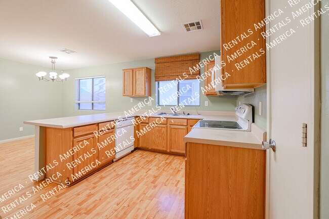 Building Photo - 1104 S 238th Dr