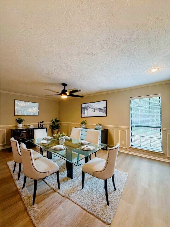 Building Photo - 1042 Cascade Creek Dr