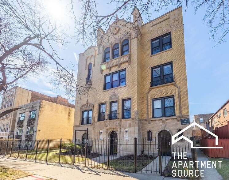 Building Photo - 6148 N Francisco Ave