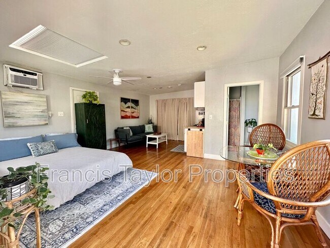 Building Photo - 441 E 7th Ave