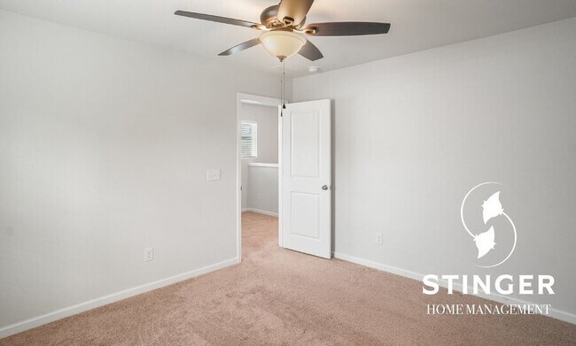 Building Photo - 70 Keowee Ln